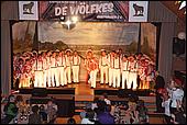 050.jpg