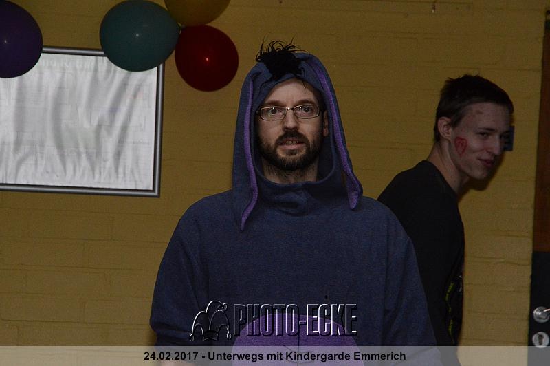 041.jpg