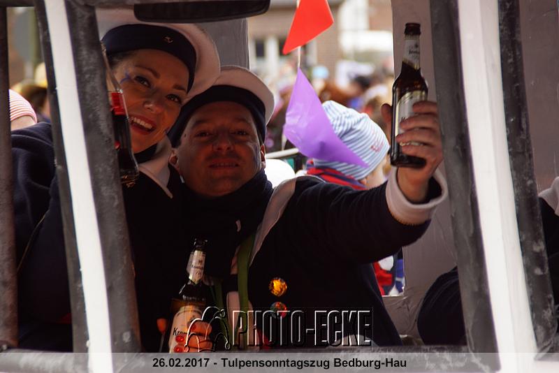 063.jpg
