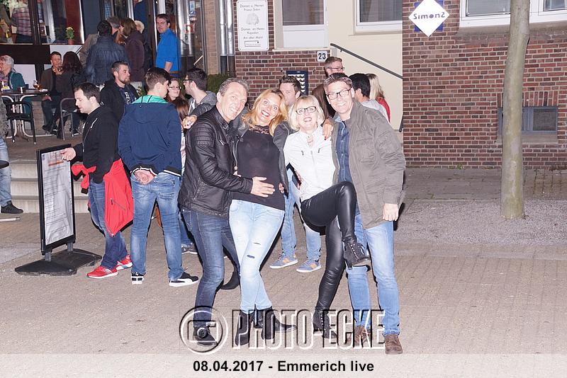 065.jpg