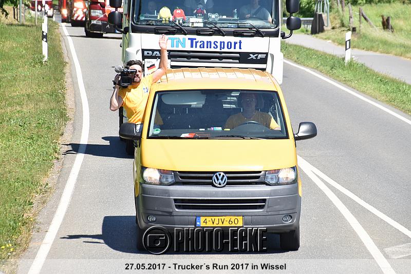 075.jpg