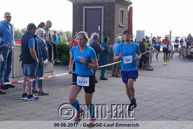 070.jpg