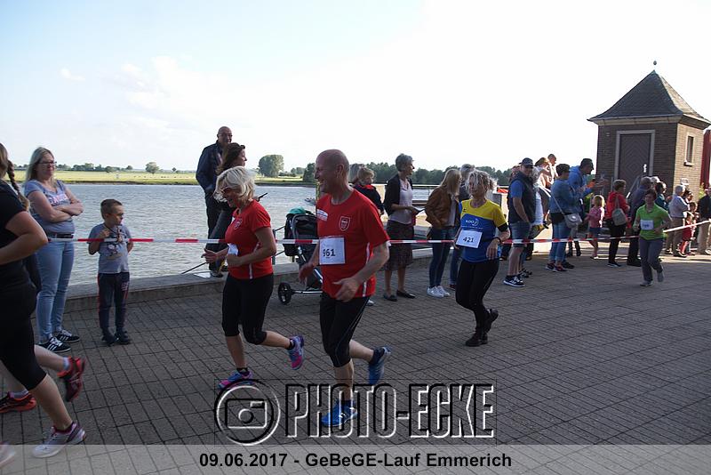 097.jpg