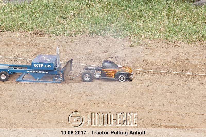 010.jpg