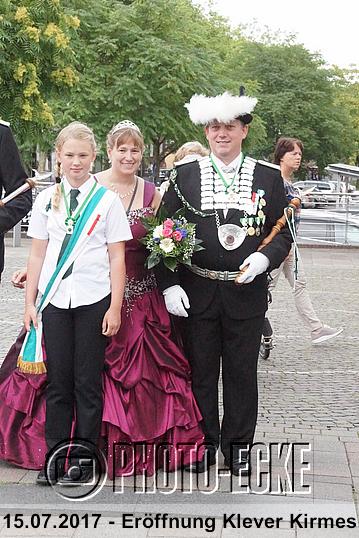 072.jpg