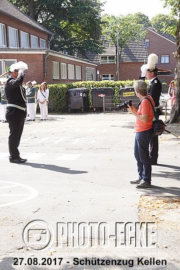 070.jpg