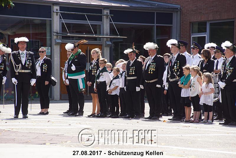 077.jpg