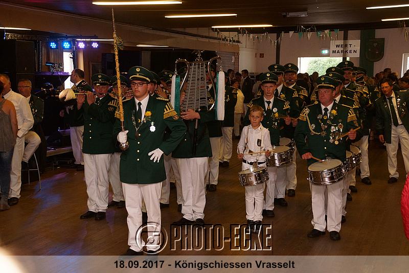 070.jpg