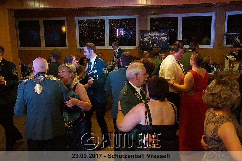 097.jpg